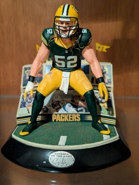 CLAY MATTHEWS GREEN BAY PACKERS REPLICA BRADFORD EXCHANGE  STATUE #100/2015